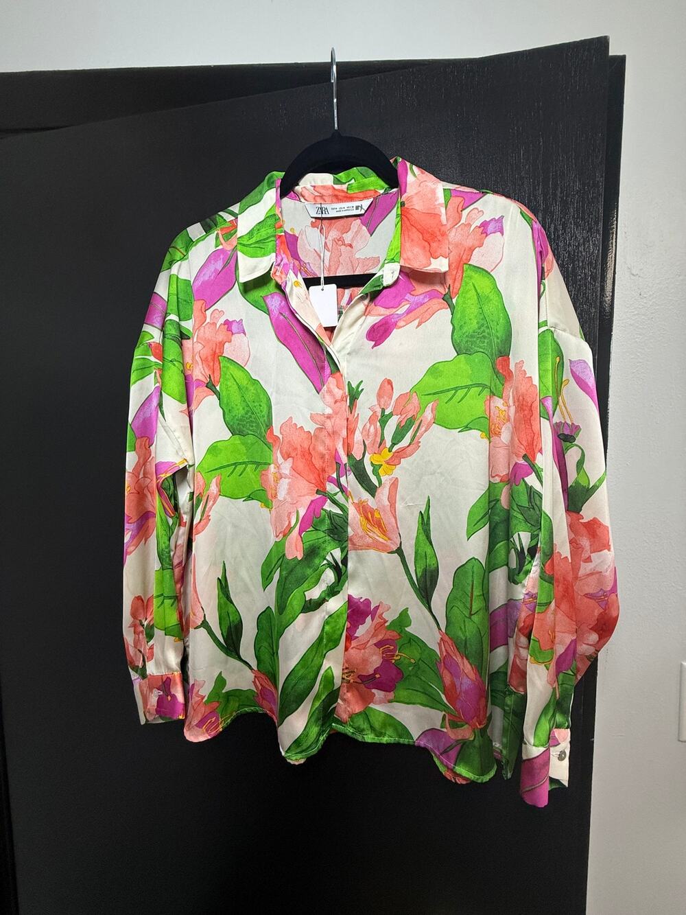 ZARA Floral Button Down Blouse Size M Pink Green Tropical Oversized Shirt